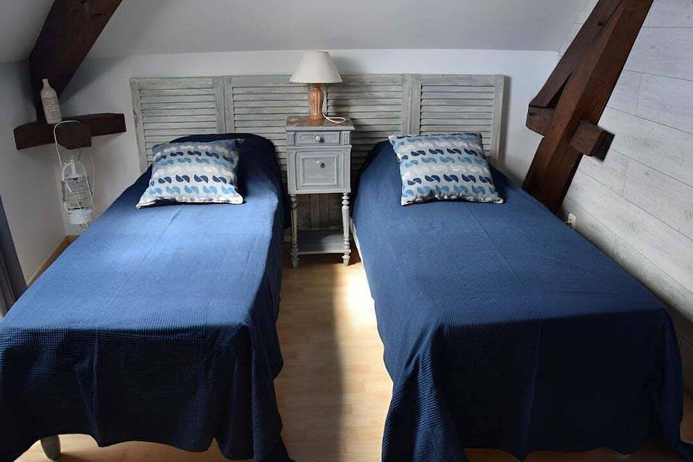 Chambre d'hôtes Arcelot - Chambre \"cassis\" in Arceau, Région de Dijon