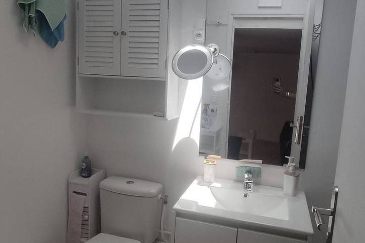 Gîte pour 4 personnes, avec terrasse et jardin à Montpellier-de-Médillan - 3