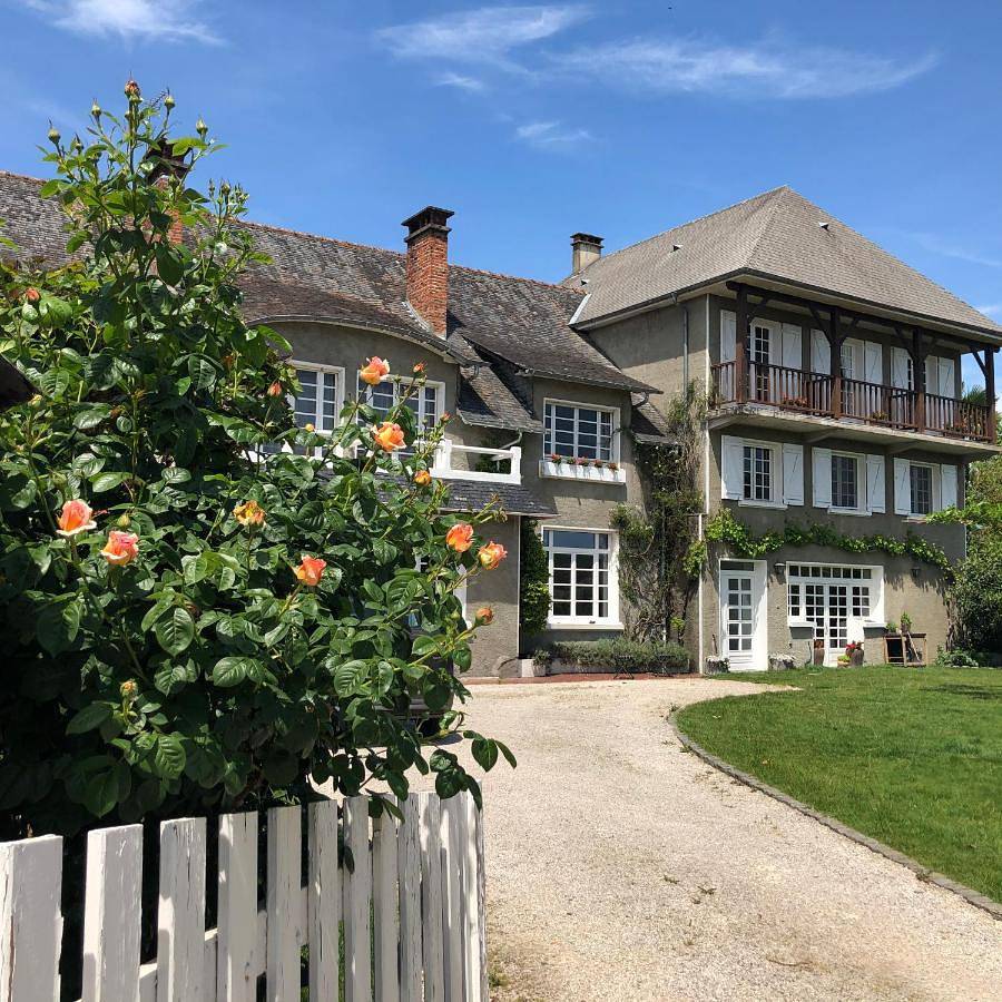 Double Room with Garden View in Espoey, Béarn