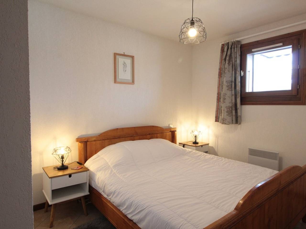 Entire apartment, Functional 3-Room Apt for 6 with Parking, Central, Close to Shops and Slopes in Les Carroz, Arâches-la-Frasse