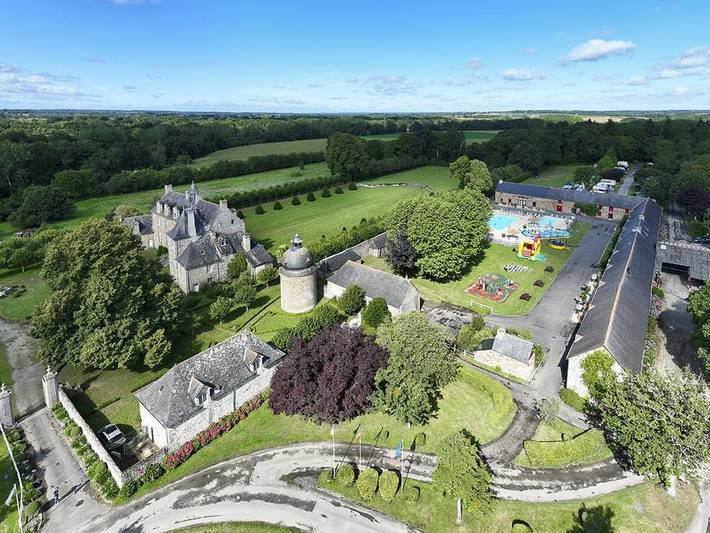 Mobil home pour 4 personnes à La Chapelle-aux-Filtzméens