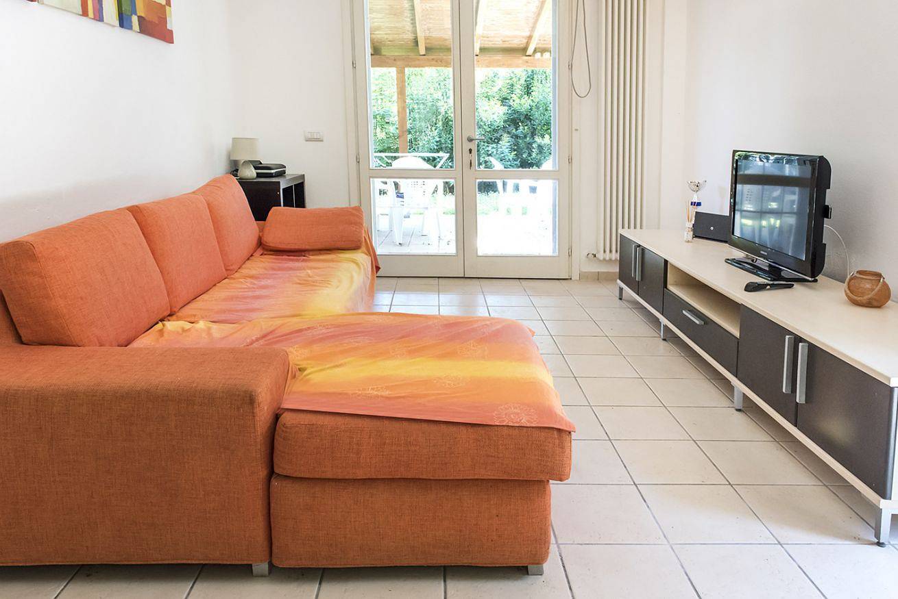 Appartamento intero, M359 - Marcelli, Trilocale con ampio giardino a 100mt dal mare in Riviera del Conero