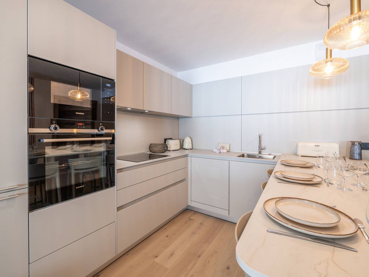 Appartement entier, Résidence neuve de haut standing au cœur d'Huez, 6 pers. in Huez, Parc national des Écrins