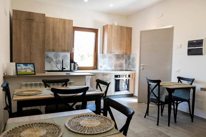 Casa vacanza per 2 persone, con panorama e giardino nonché terrazza in Cascia