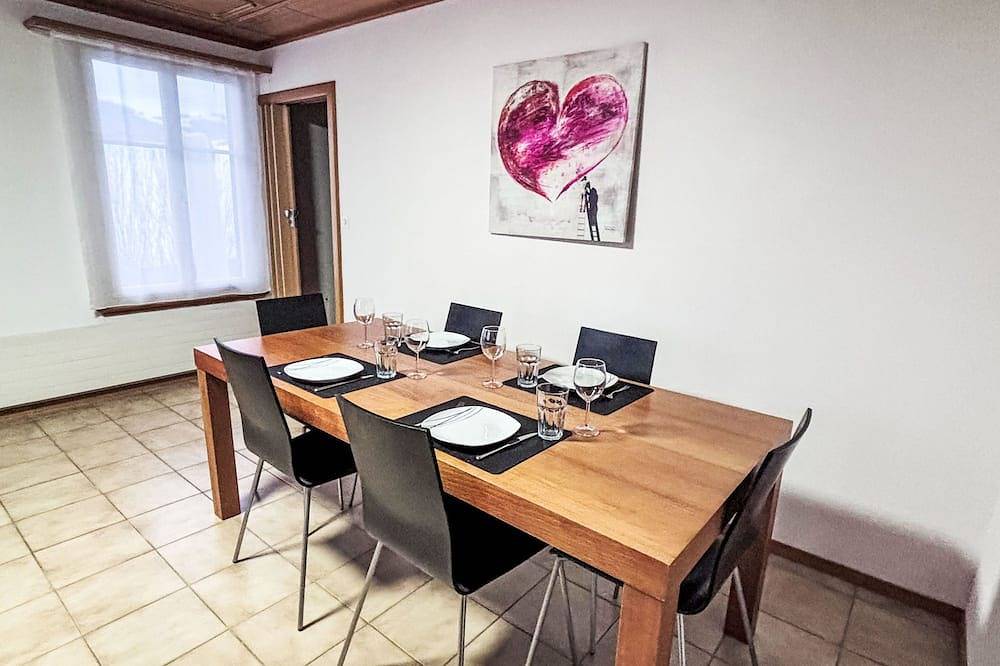 Ganze Wohnung, Gemütliche Ferienwohnung in ruhiger Lage in Ebnat-Kappel, Zürich Voralpen