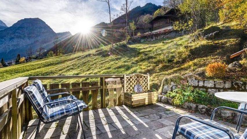 Hütte für 4 Personen, mit Balkon, kinderfreundlich in Brand