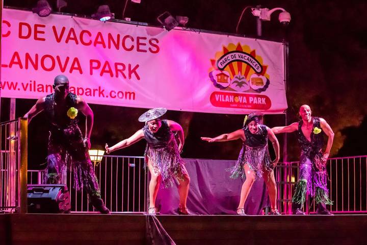 Mobil home pour 4 personnes, avec terrasse ainsi que piscine et sauna à Vilanova i la Geltrú - 3