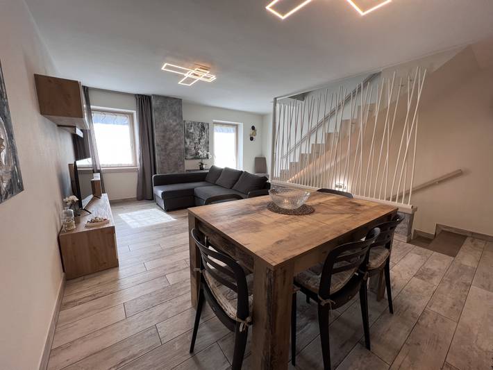 Gîte pour 6 personnes, avec balcon à Carisolo - 4