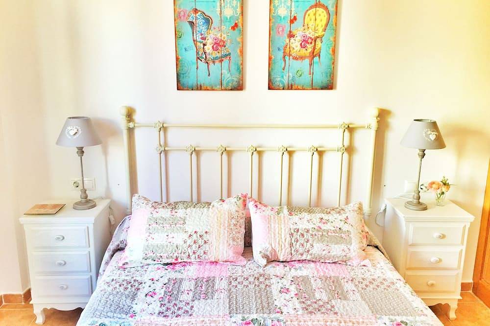 Walk2beach & ville / piscine / tout neuf arrière-cour privée / / Golf / doivent voir toutes les photos! in Alcossebre, Alcalà de Xivert