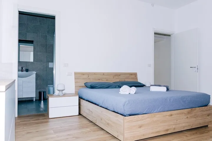 Casa vacanza per 7 persone, con vista lago e giardino nonché panorama - 1