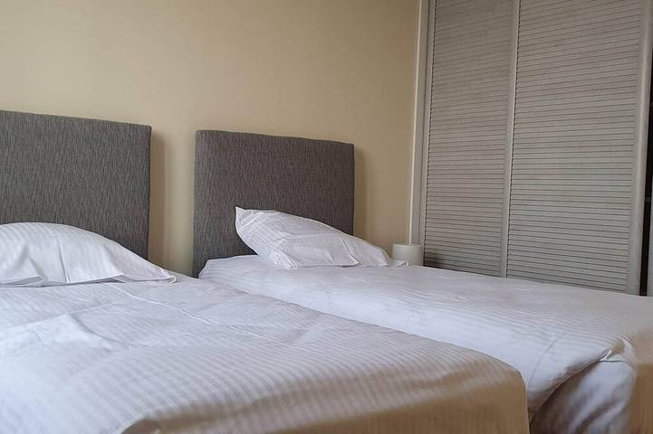 Appartement entier, 2e Etage Bel appartement T3 Proche centre ville in Bourges, Région de Bourges