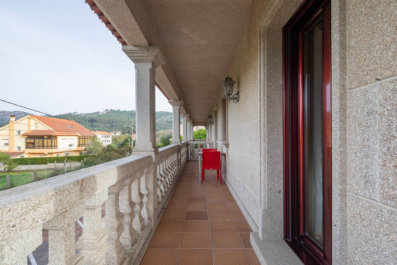 Apartamento entero, Apartamento 'Apartamento 11' con piscina compartida, terraza privada y Wi-Fi in Cangas, Rias Baixas