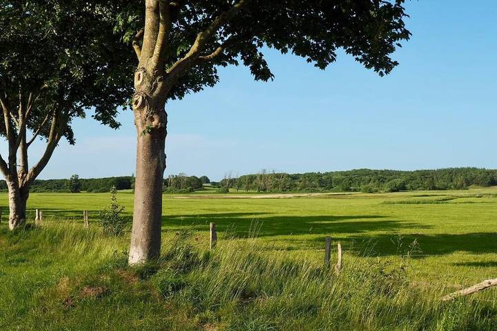 Ferienwohnung für 3 Personen, mit Terrasse und Garten in Parchtitz