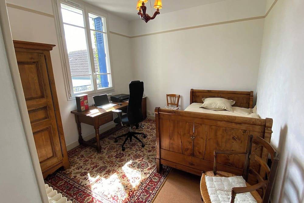 Ferienhaus, Platz für 11 Gäste, 5 Schlafzimmer Stadtmitte in Lamotte-Beuvron, Sologne