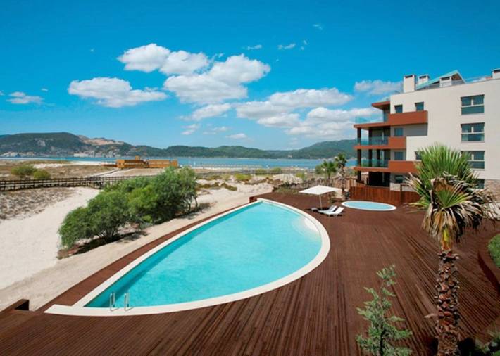 Aparthotel para 10 pessoas, com Terraço e Jardim e ainda Piscina em Península de Troia