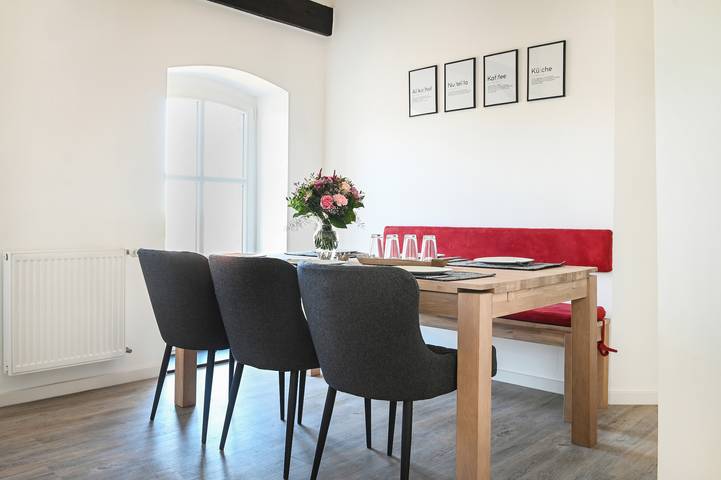 Ganze Ferienwohnung, Seen-Apartment im Herrenhaus Rheinblick in Xanten, Kreis Wesel