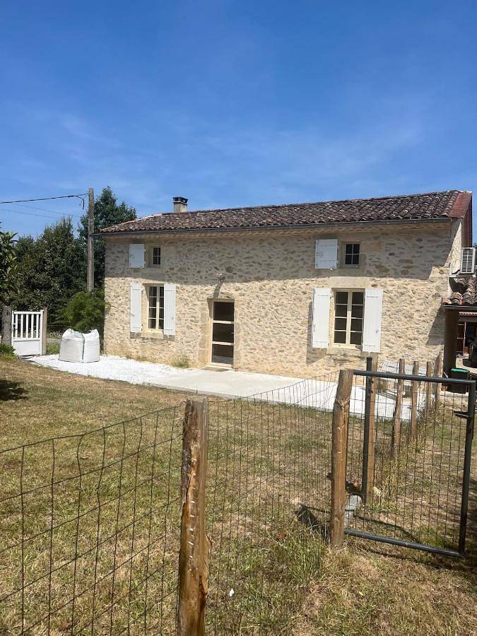 Appartement de vacances pour 2 personnes, avec Terrasse et Jardin ainsi que Piscine et Vue