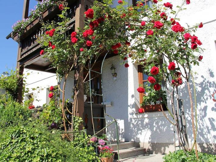 Vakantiehuis voor 6 personen, met Terras en Tuin aan de Attersee (meer)
