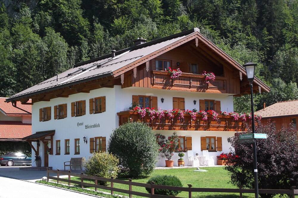 Ganze Wohnung, Ferienwohnung- 3 Personen, 40qm, 1 Schlafzimmer,  Balkon, Wlan in Oberwössen, Unterwössen