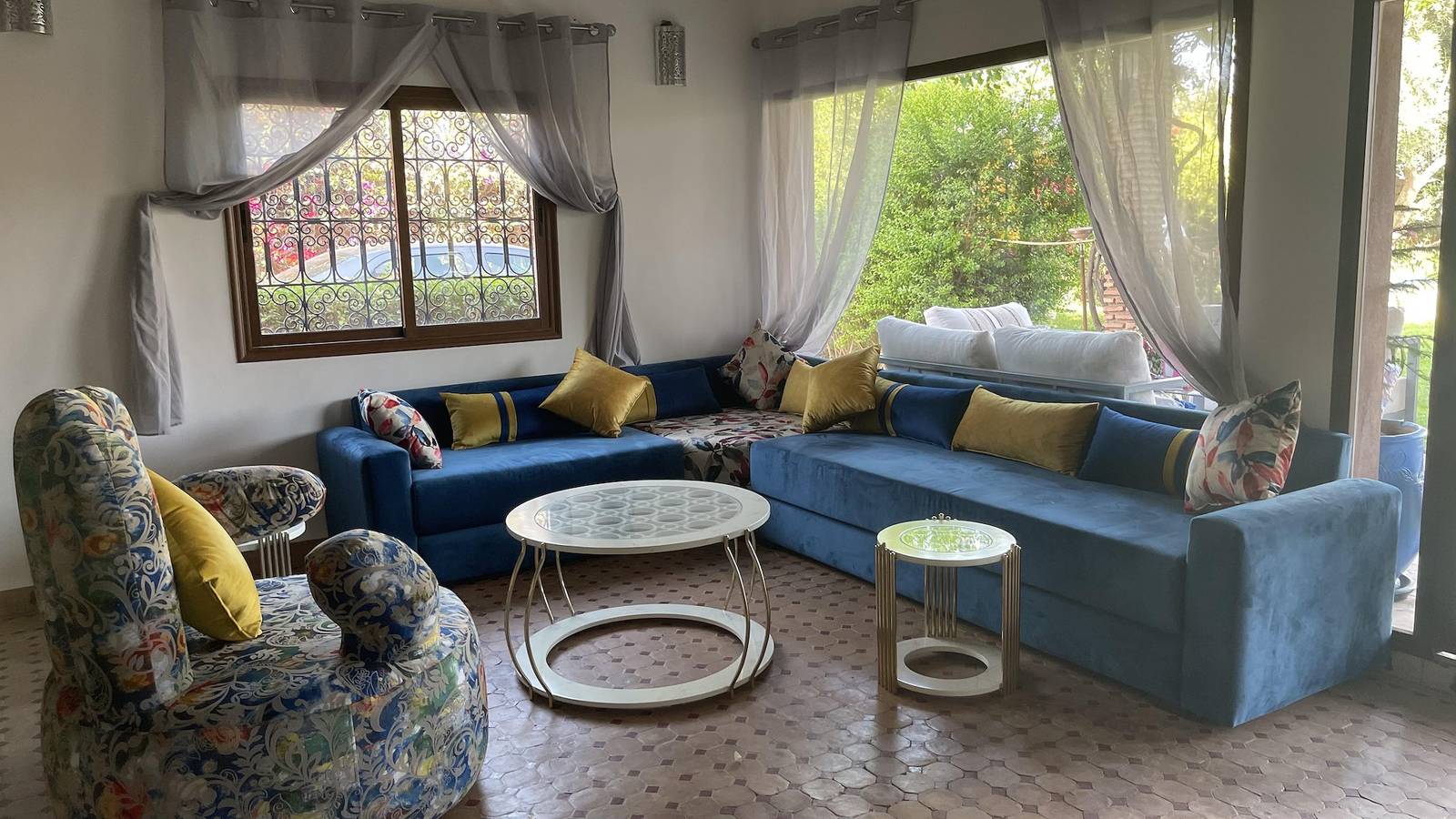 Villa elegante en Marrakech con piscina privada in Annakhil, Marrakech