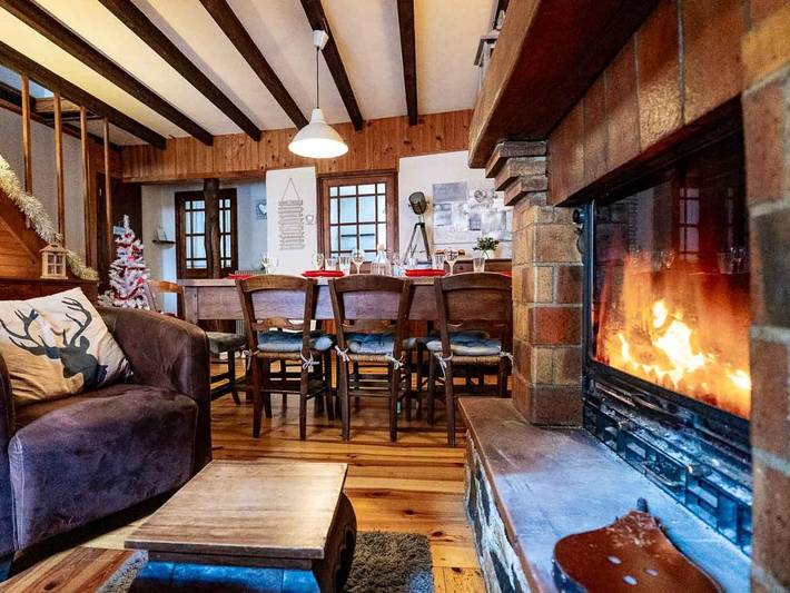 Gîte pour 7 personnes, avec jardin et vue à Ustou - 2