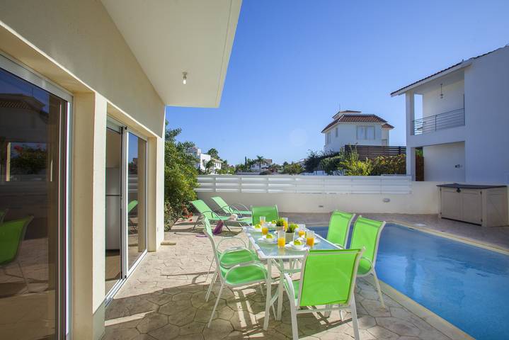 Villa mit pool für 6 Personen, mit Balkon/Terrasse und Pool auf Zypern - 3
