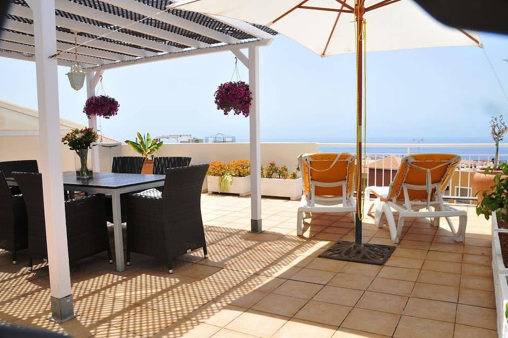 Ganze Wohnung, Apartment mit großer Dachterrasse und Panoramablick auf das Meer in Callao Salvaje, Adeje