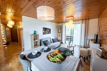 Gîte pour 4 personnes, avec terrasse ainsi que vue sur le lac et vue, animaux acceptés à Baratier