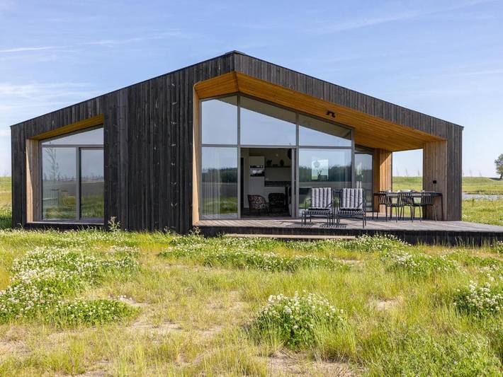 Ferienhaus für 4 Personen, mit Terrasse und Garten sowie Sauna in Wissenkerke