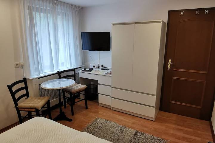 Ferienwohnung für 2 Personen in Halle