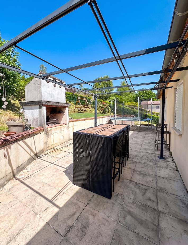 Location de vacances pour 6 personnes, avec Balcon/Terrasse et Jacuzzi ainsi que Terrasse et Jardin à Monclar-de-Quercy - 3