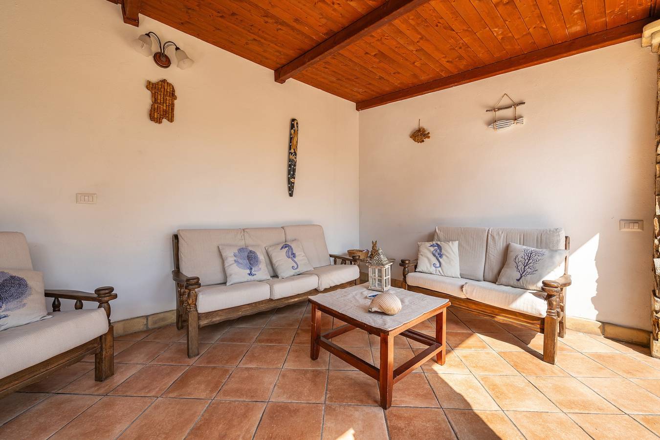 Villa "Rita" mit privater Terrasse und privatem Garten in Flumini di Quartu, Sant'Andrea (Sardinien)