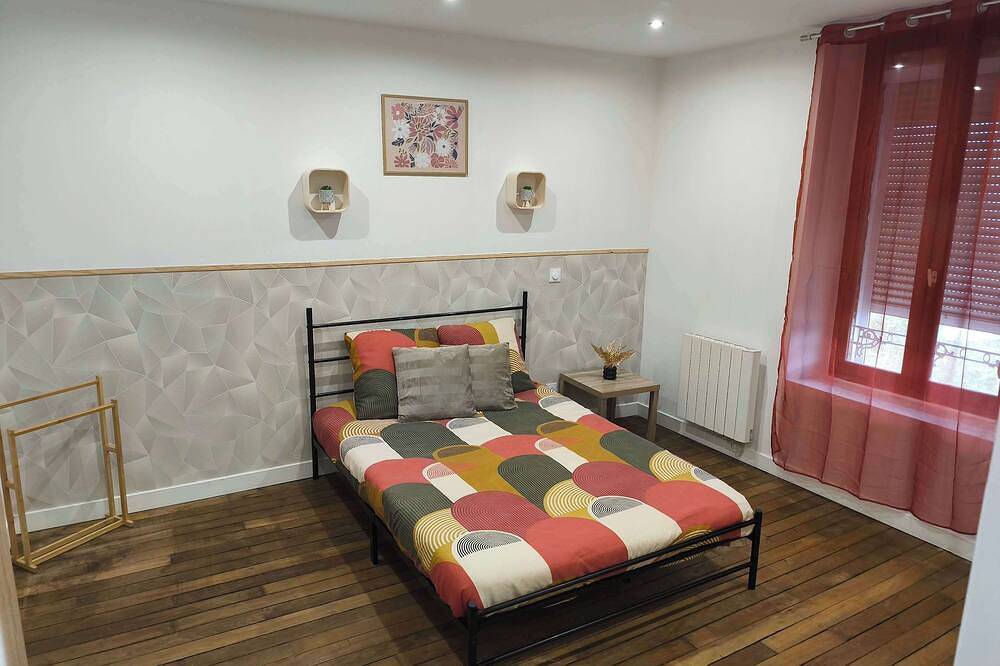 Ganze Wohnung, Cozy Studio avec Parking Charleville in Charleville-Mézières, Ardennen