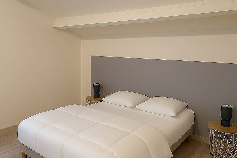 Grande Maison Ardèche-France in Le Teil, Privas (arrondissement)