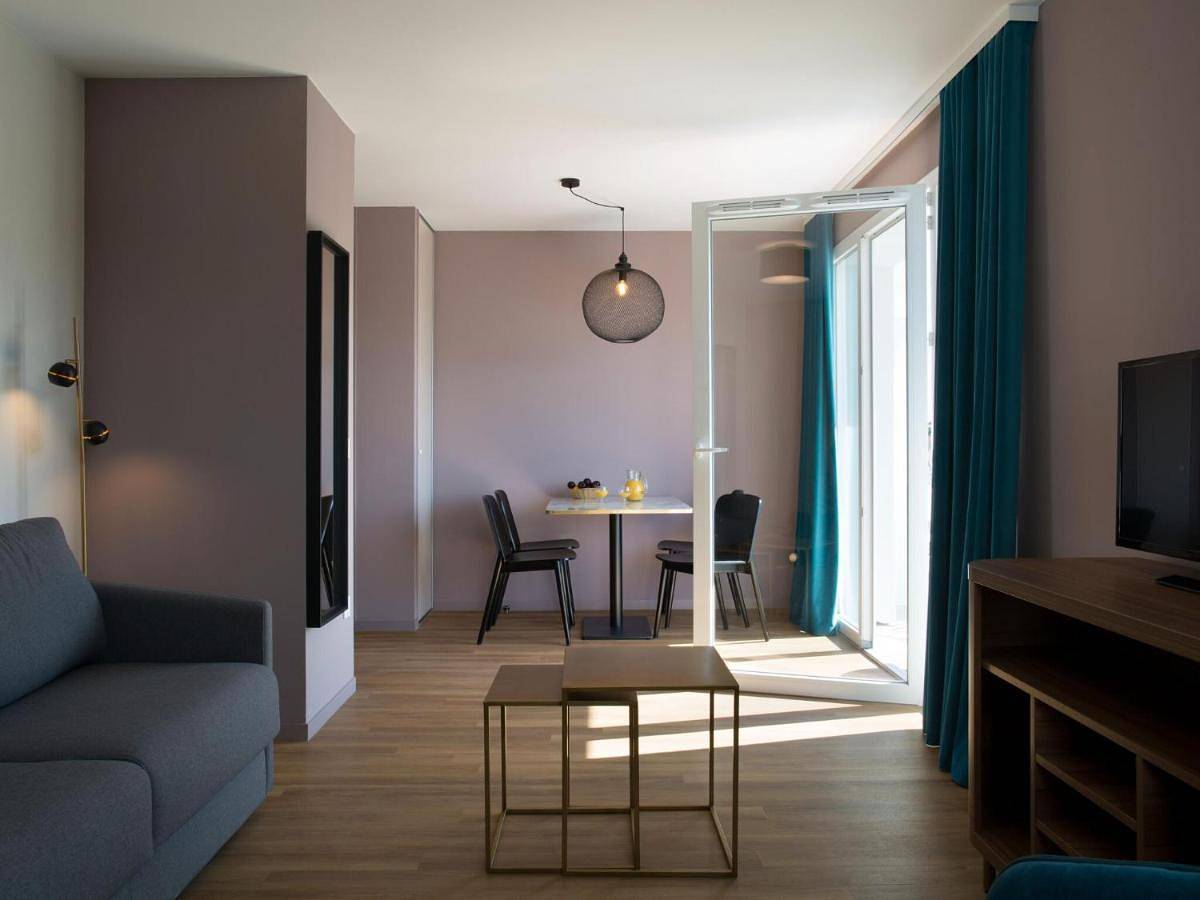Appartement entier, One-Bedroom Apartment in Châtel-Guyon, Parc naturel régional des Volcans d'Auvergne