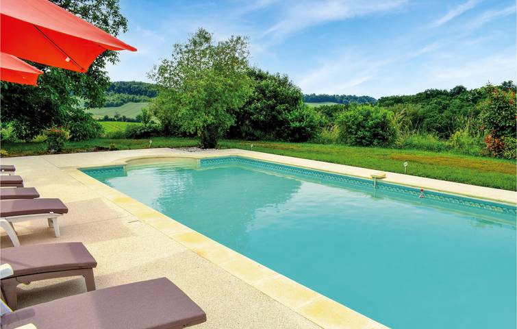 153sqft Apartment w/ Parkplatz, Pool, Garten & Internet in Bon-Encontre, Quercy