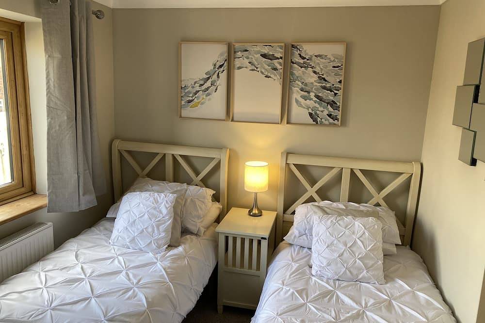 Two bedroom cottage in the heart of Rye with private parking. in Rye, East Sussex