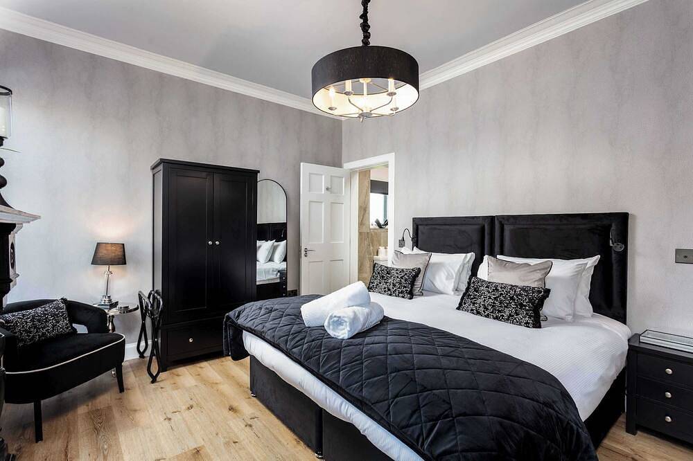 South Beach - Donnini Apartments in Troon, Firth Of Clyde