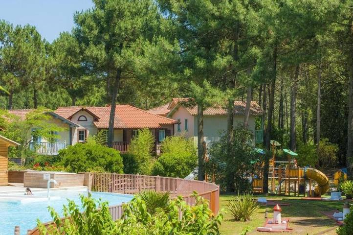 Maison de vacances pour 4 personnes, avec vue ainsi que piscine et jardin