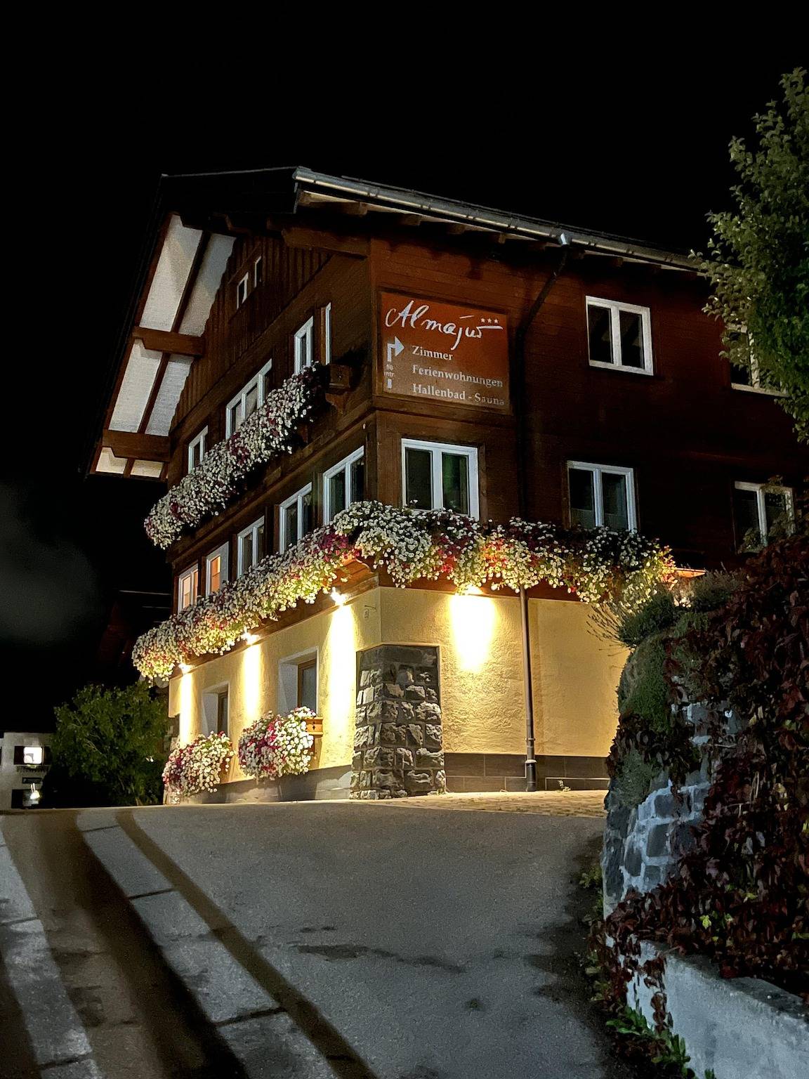 Ferienhotel  Almajur - Familie Leitner in Mittelberg, Kleinwalsertal