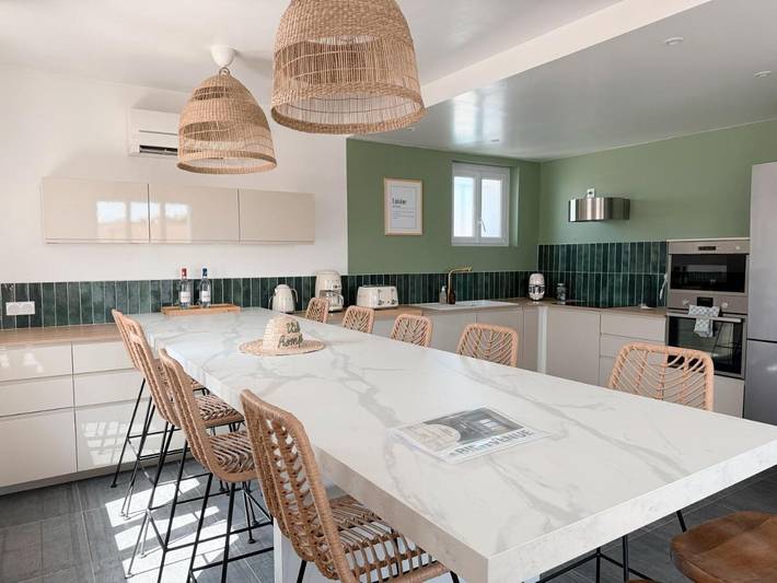 Villa para 12 pessoas, com jacuzzi e balcão em La Rochelle