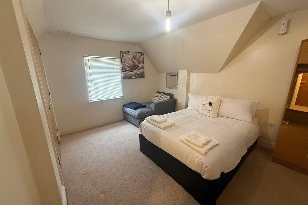Entire apartment, Two Bed Apartment Fullyfurnished - Parking - Wifi in Colchester, Essex