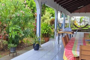 Gîte pour 4 personnes, avec jardin et terrasse dans Plage de Saint-Félix
