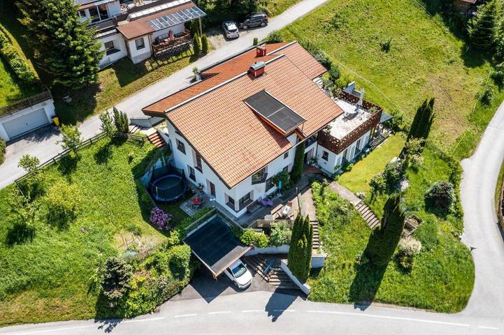 Ferienwohnung für 5 Personen, mit Terrasse und Garten sowie Ausblick in Eben im Pongau