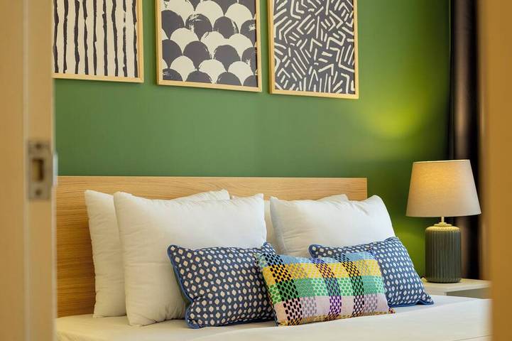 Geheel appartement, Spacious 3-Bedroom, 2-Bathroom Family Apartment in Central Location No Stair in Beyoğlu, Istanbul