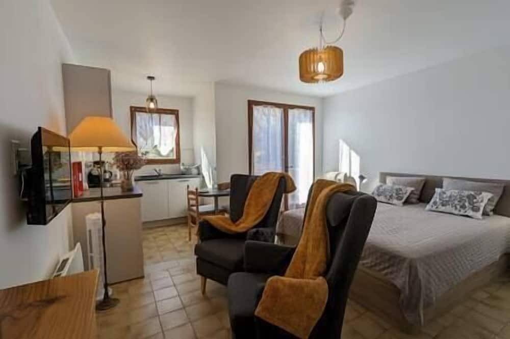 Apartamento entero, Cybele Gardens in Gréoux-les-Bains, Parc naturel régional du Verdon