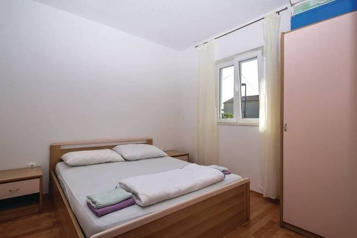 Haus mit Pool für Familien Vodice in Vodice, Šibenik-Knin
