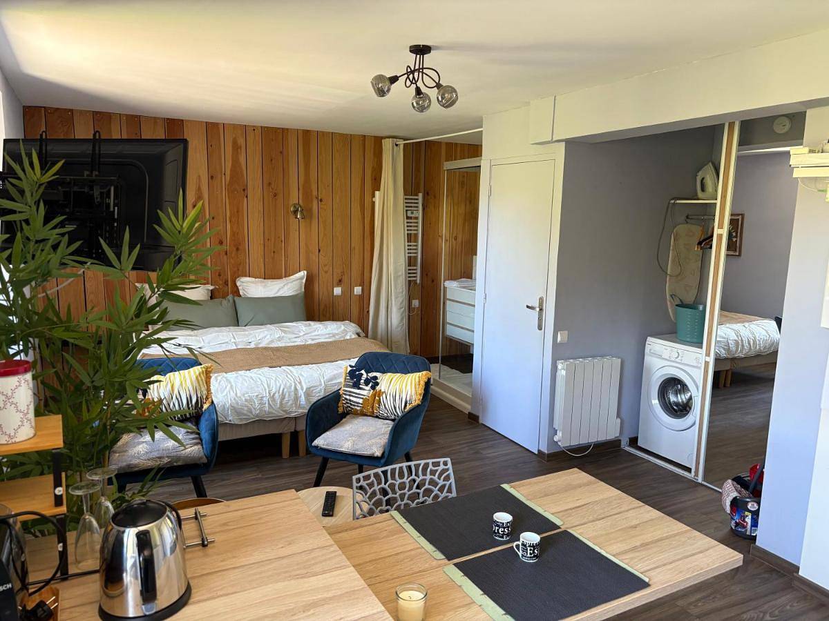 Appartement entier, Le Balcon des Vallées - Cure, Vue et tranquillité in Ussat, Ariège