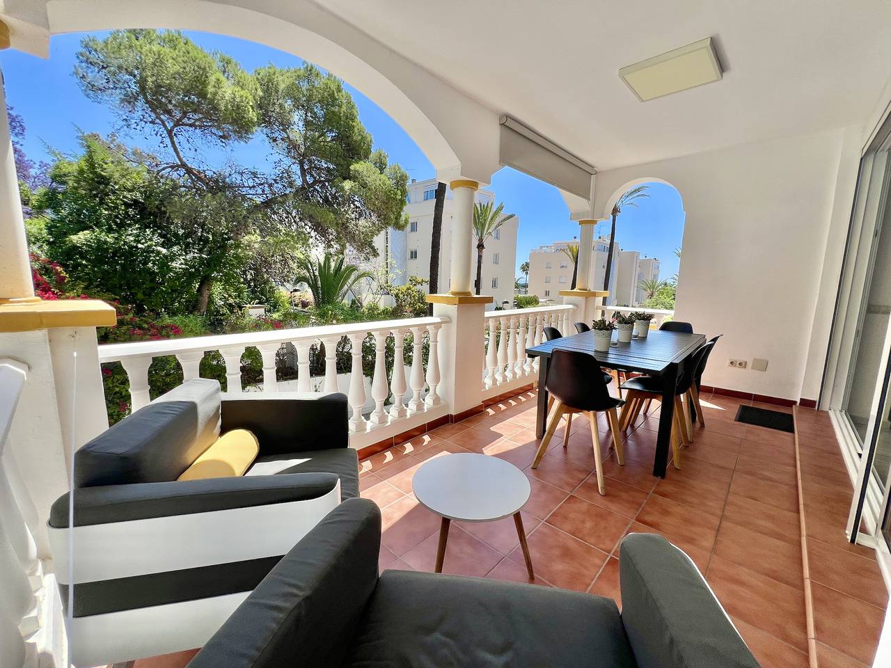 Entire apartment, Apartment in Marbella 400m from the sea in Marbella West, Marbella