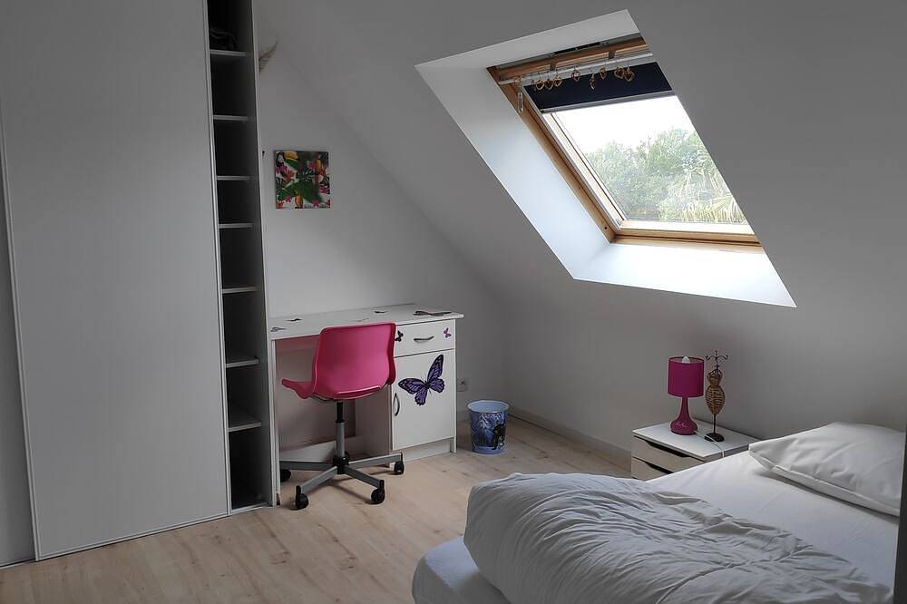 Quiet family home near Quiberon Bay and the Gulf of Morbihan in Crach, Côte des Mégalithes